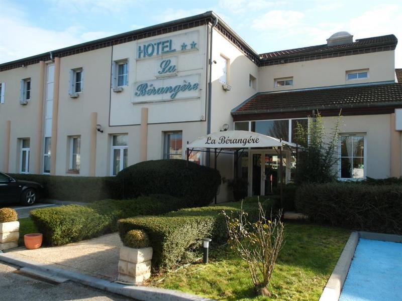 Hotel La Berangere Pérouges Exterior foto